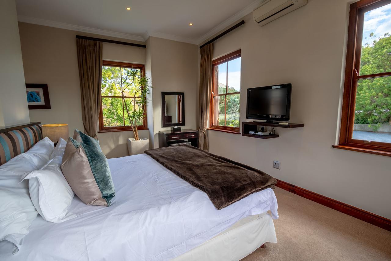 Nova Constantia Boutique Residence Cape Town Bagian luar foto
